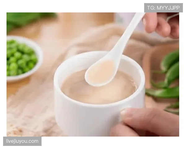 陈梦家的冰箱里塞满了蛋白粉，连饮料都喝零卡的